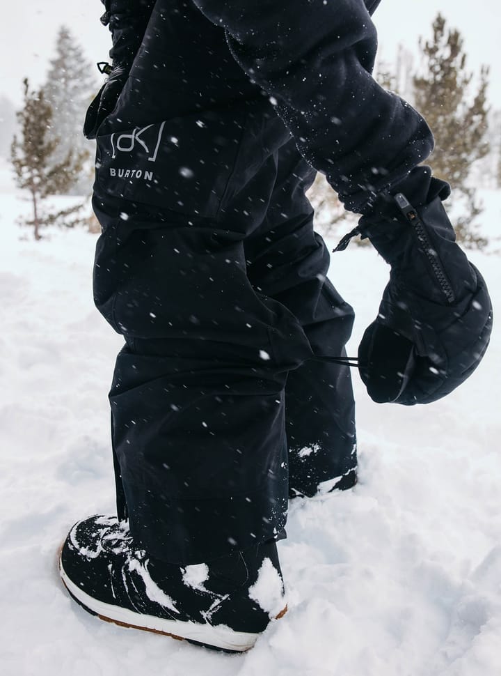 Burton Snowboard Jacket Buton AK Kimmy Goe-Tex 2L Bib 2025